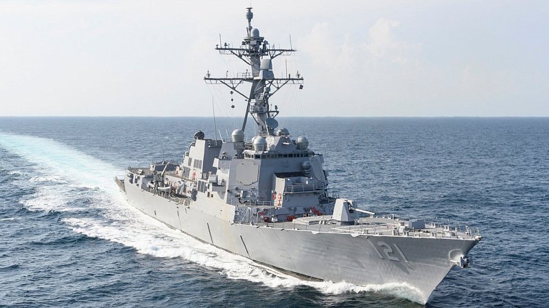 Эсминец "Фрэнк Петерсен-мл.", США